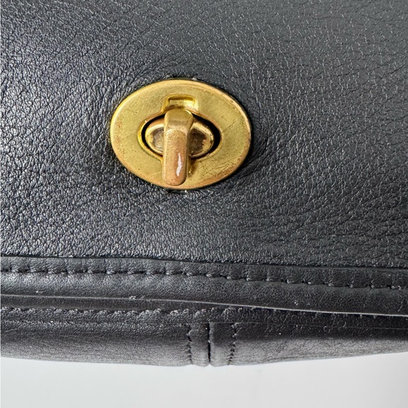 Vintage Coach Stewardess Bag 9525 in Black - Picture 7 of 13